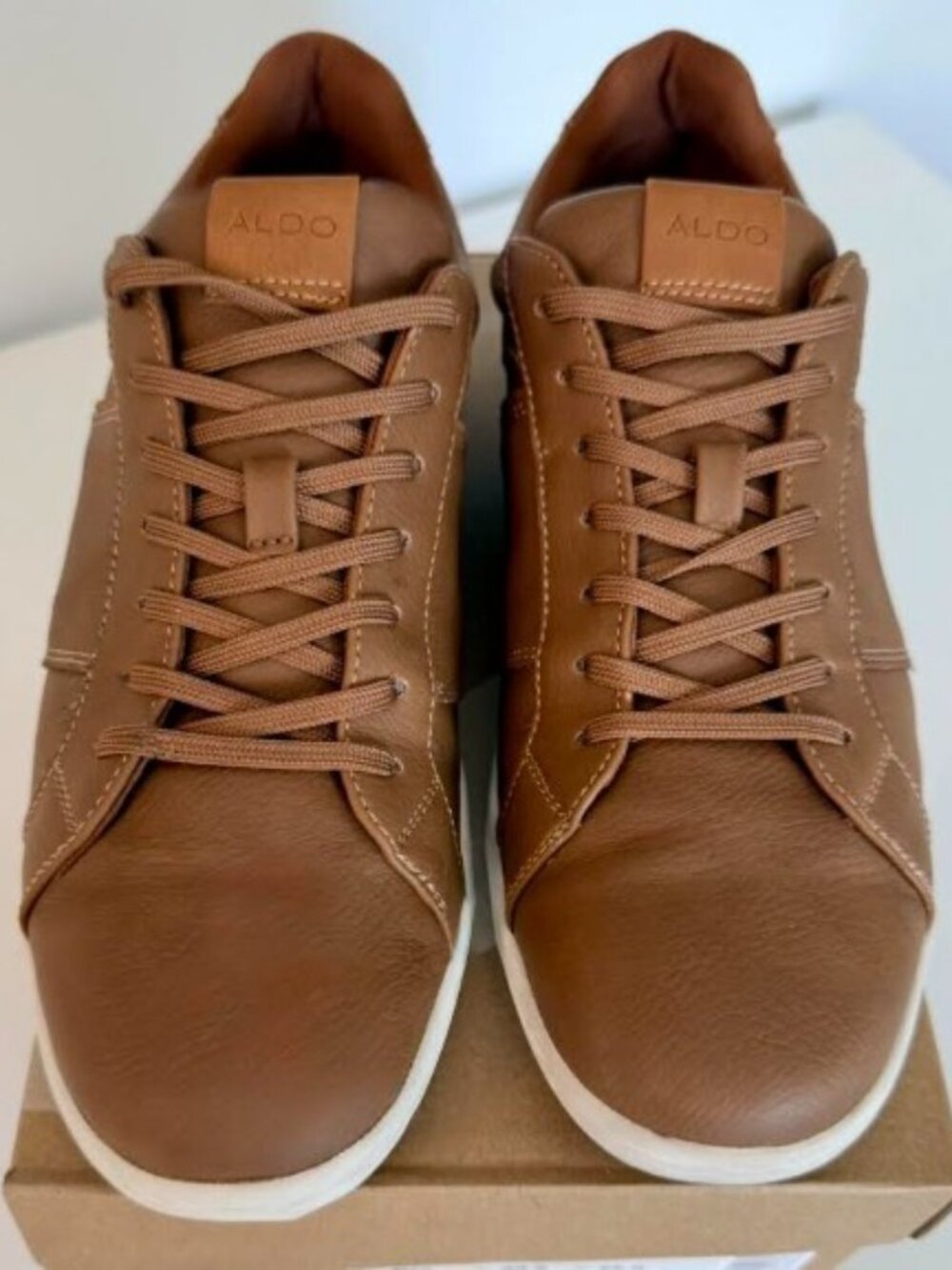 ALDO Men’s Ovie Low Top Sneaker (NEW) Cognac, Size 9.5 (US)